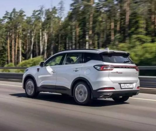 Пять китайских машин стали хитами вторичного рынка России