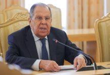 «Плечом к плечу, спина к спине»: Лавров об отношениях РФ и Китая