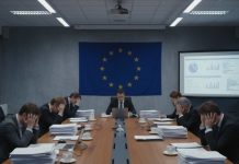 «Продолжают «есть кактус»: что стоит за новыми санкционными инициативами ЕС против России