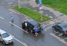 Россиянам объяснили, как ехать на машине с отказавшим сцеплением