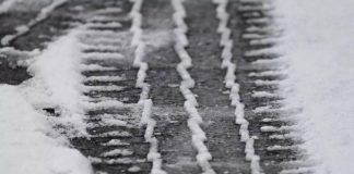 Специалист назвал безопасную тактику на дороге после смены шин