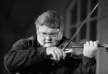 Умер главный дирижер Симфонического оркестра Петербурга Сергей Стадлер