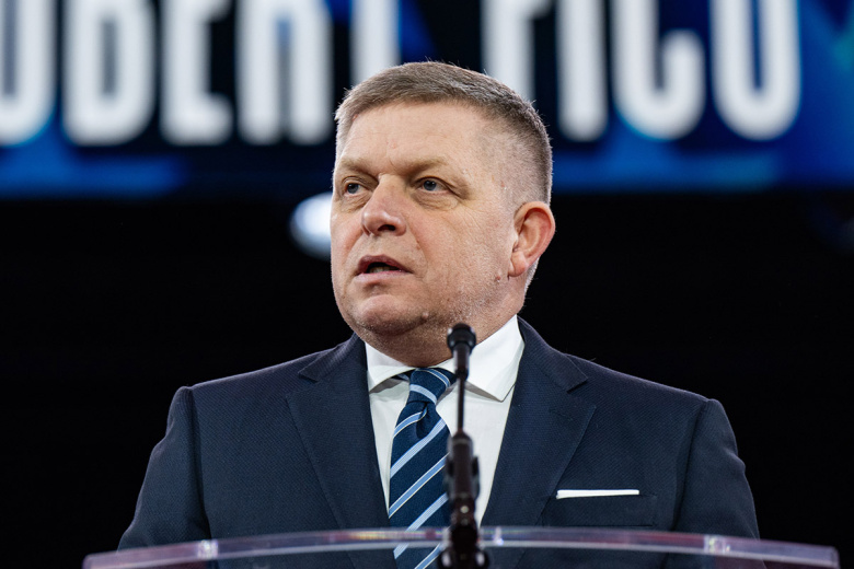 В Польше раскрыли решение Варшавы по самолету Фицо