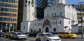 В России начнут следить за таксистами по-новому