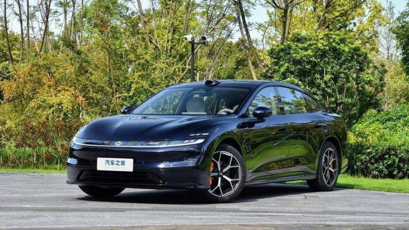 В России появился новейший хэтчбек Changan