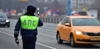 Водителям напомнили о риске лишиться прав из-за кефира и конфет