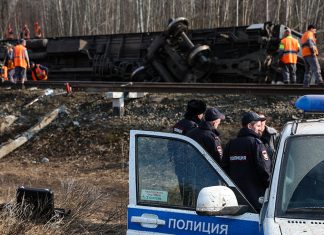 В СК назвали предварительную причину схода поезда в Ульяновской области