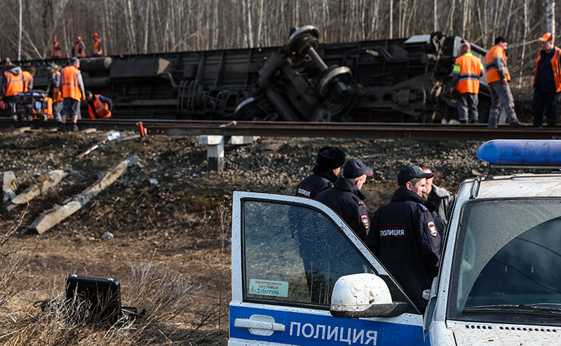 В СК назвали предварительную причину схода поезда в Ульяновской области
