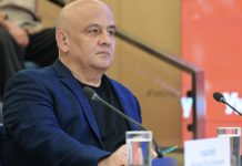 «Заменить мужчин»: экс-депутат Рады допустил мобилизацию женщин