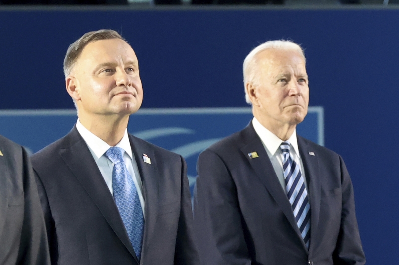 Амбициозные претензии: почему Варшава выразила сомнения в надёжности Берлина в ситуации вокруг Украины