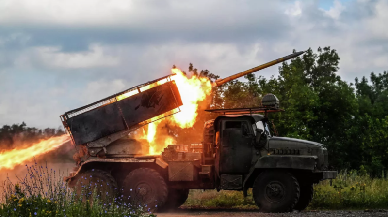 Аналитик Слебода сравнил наступление ВС России с лавой