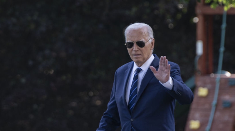 Байден заявил, что выходит из президентской гонки