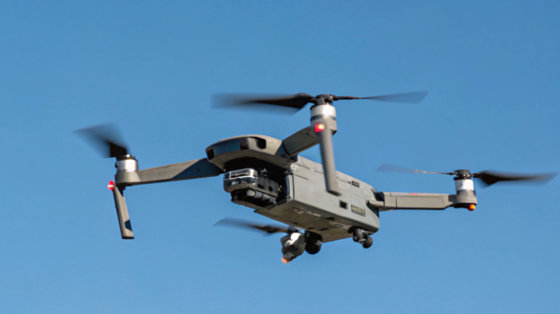 Беспилотник ВСУ атаковал автомобиль в Шебекине