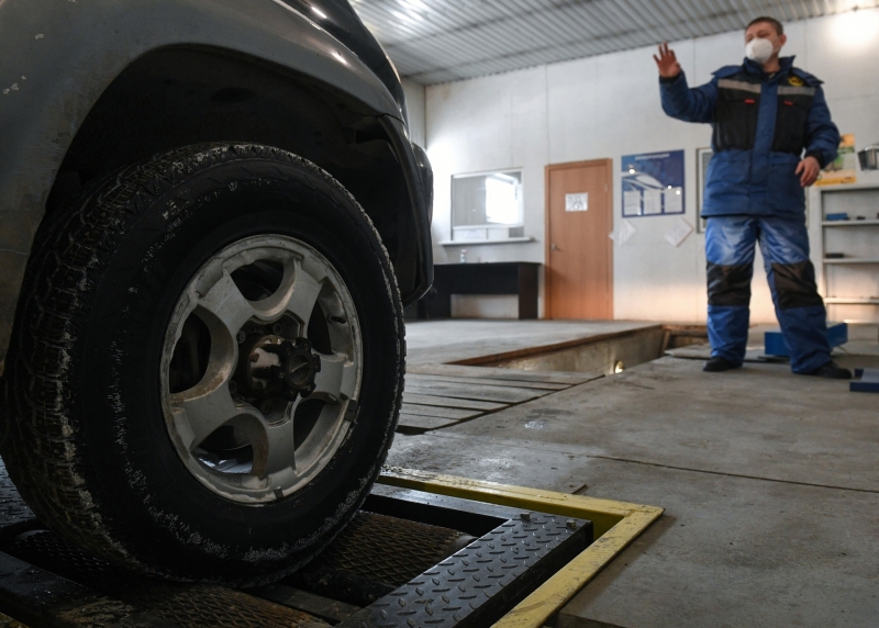 Бесплатные прививки, начисления на карту МИР и порядок техосмотра: что изменится в жизни россиян в октябре