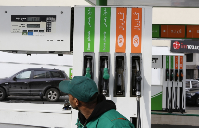 Без лишней спешки: страны ОПЕК+ договорились увеличить добычу нефти в декабре на 400 тыс. баррелей в сутки