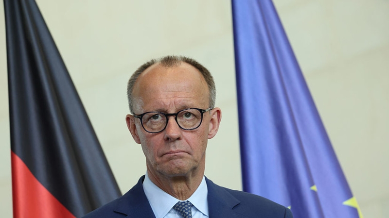 Bild: Мерц хочет обсудить с Трампом его разговор с Путиным