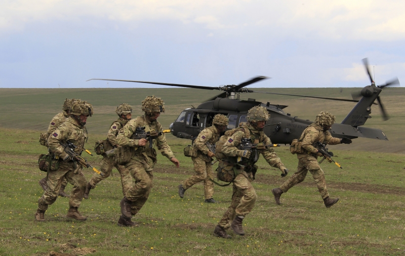 Блок открытых дверей: как США пытаются оправдать расширение НАТО на восток