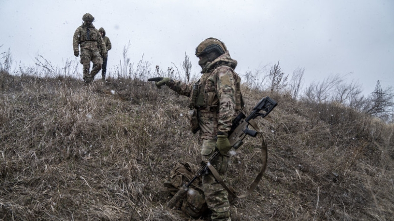 Боец рассказал RT о попытках проникнуть в курское приграничье в районе Тёткино