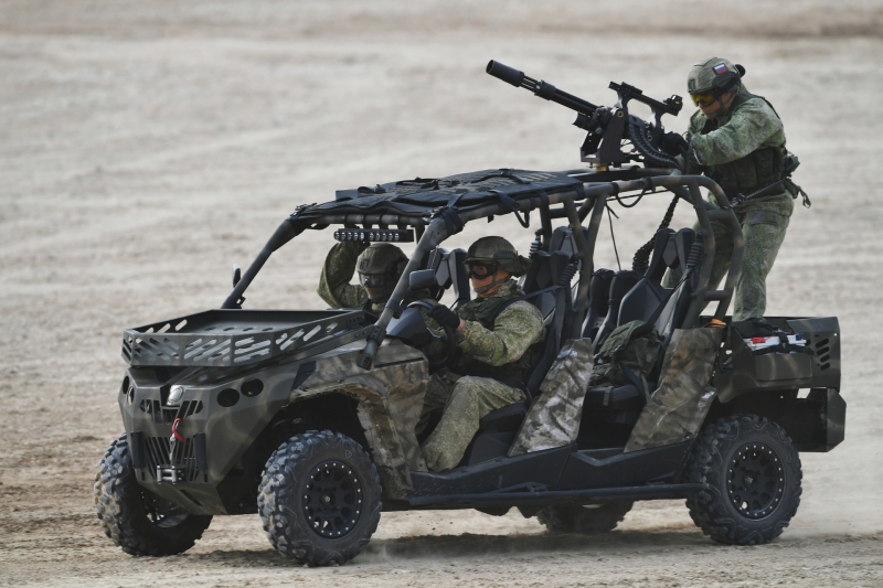 «Больше огня и манёвров»: какие тактические приёмы современного боя осваивает российская армия