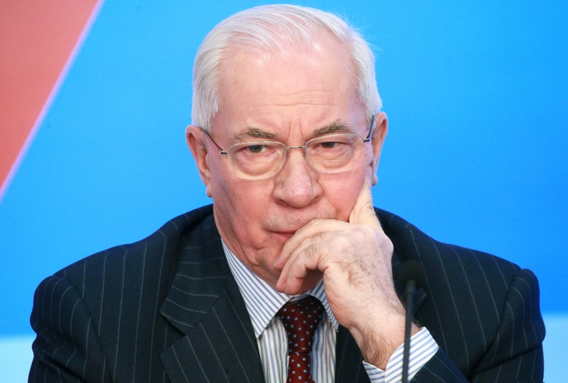 &laquo;Будет вечно отдавать долги&raquo;: как Украина оказалась в полной финансовой зависимости от Запада