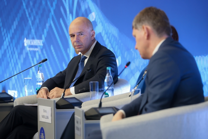 «Быстрее наших ожиданий»: Набиуллина заявила о торможении инфляции и пообещала продолжить снижать ставку