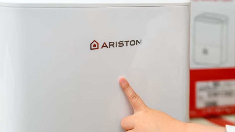 «Быстро вернуть свою долю им не удастся»: как западные бренды начинают возвращаться в Россию