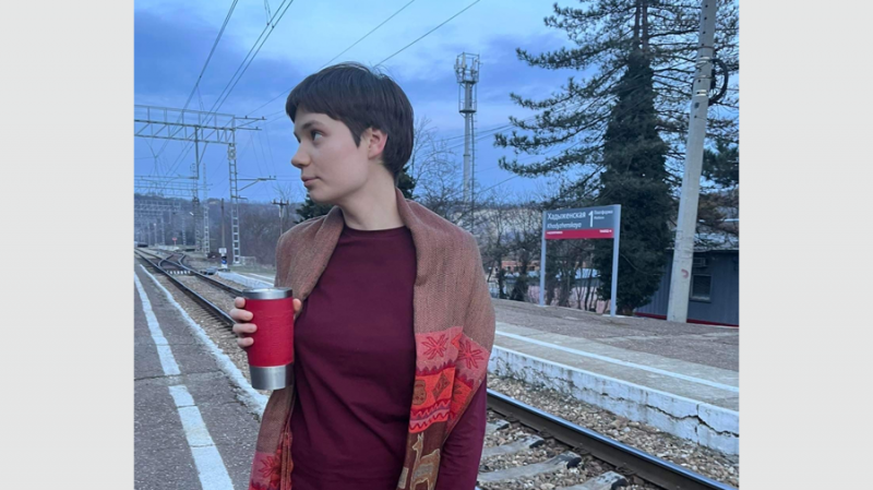 «Цены взлетели»: как российские туристы добираются домой на фоне обострения ситуации на Украине