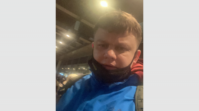 «Цены взлетели»: как российские туристы добираются домой на фоне обострения ситуации на Украине