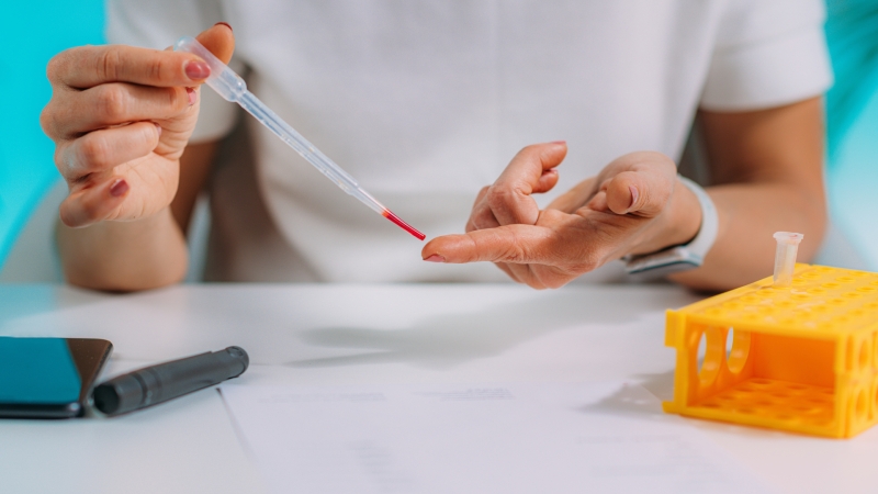 «Часто нарушения протекают бессимптомно»: врач-эндокринолог — о новых методах борьбы с диабетом и профилактике болезни