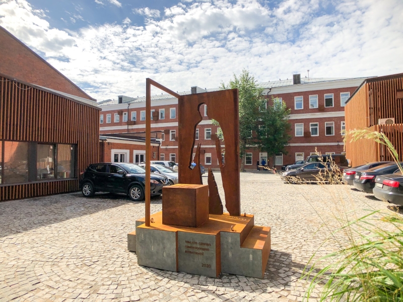 «Человечество повзрослело»: эксперты — о том, как пандемия коронавируса изменила жизнь в России и в мире