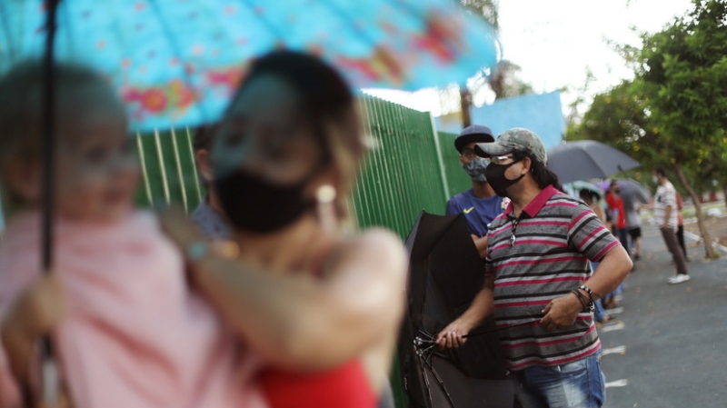 Число жертв коронавируса в Бразилии превысило 250 тысяч