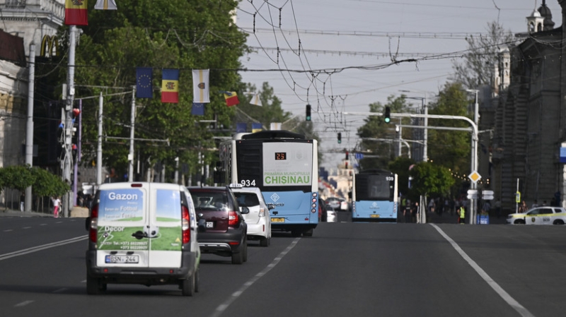 Член ОП Данюк: политическое руководство Молдавии выбрало путь Украины