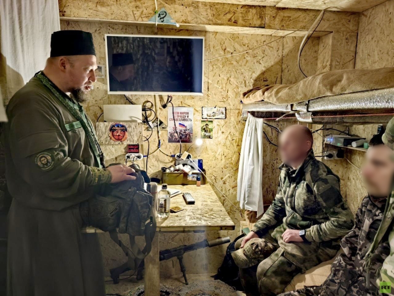 &laquo;Чтобы выполнить боевую задачу, надо уцелеть&raquo;: как священник на СВО готовит бойцов к победе