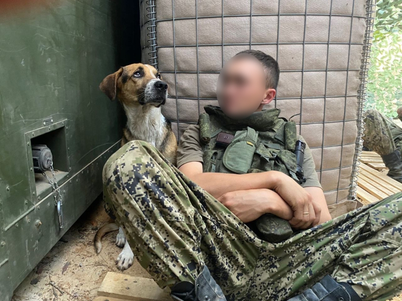 &laquo;Делал всё на автомате&raquo;: командир взвода вывел более 40 бойцов из-под обстрела ВСУ и спас двоих раненых сослуживцев