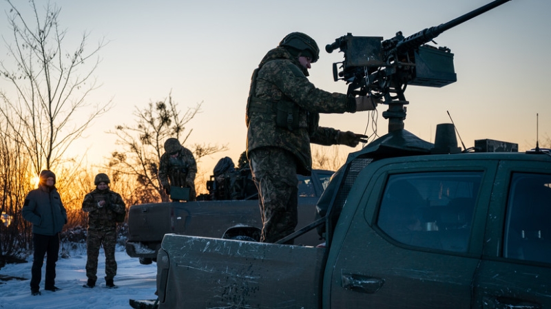 &laquo;Демографическая катастрофа &mdash; уже реальность&raquo;: как в Киеве готовятся отправить на фронт молодёжь