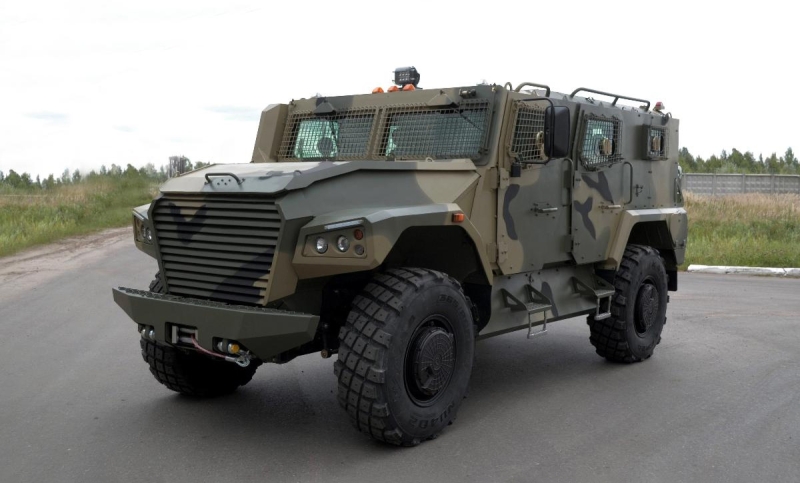 &laquo;Для работы в прифронтовой полосе&raquo;: как в России развивается программа по созданию броневиков З-СТС &laquo;Ахмат&raquo;