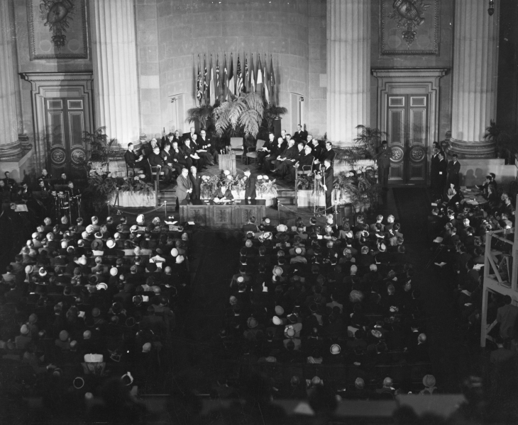 «Для укрепления всеобщего мира»: как СССР пытался вступить в НАТО