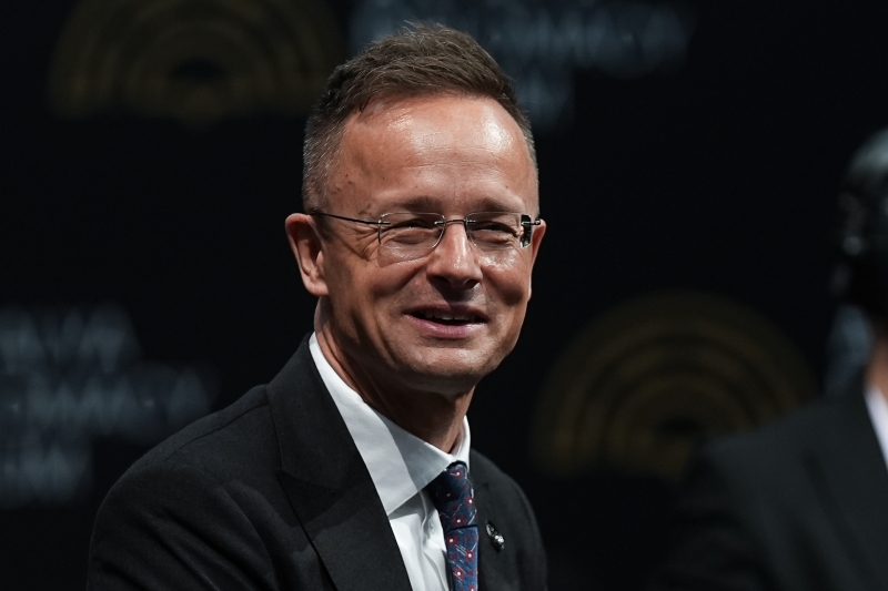 &laquo;Добиваются стратегического поражения России&raquo;: эксперты &mdash; о планах ЕС продолжать конфликт на Украине