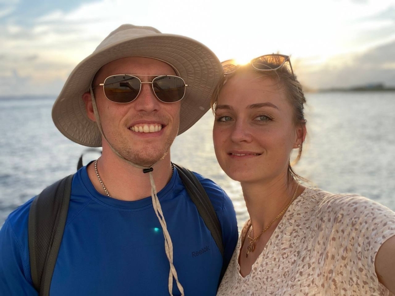 &laquo;Думал, тут медведи на велосипедах с балалайками&raquo;: RT поговорил с американцем, переехавшим с семьёй в Россию