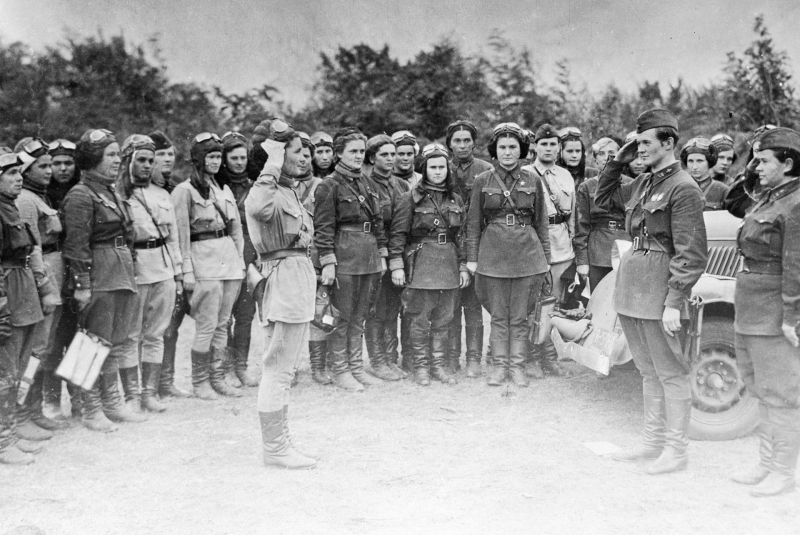 «Дунькин полк»: как Евдокия Носаль первой из «ночных ведьм» стала Героем СССР