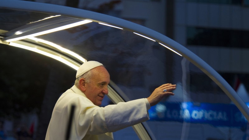 Economist: Папа Римский Франциск пожертвовал &euro;200 тысяч на фабрику в Риме