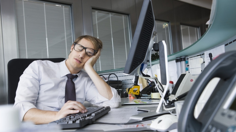 Экономист Заборцев назвал тупиковой идею о введении шестидневной рабочей недели