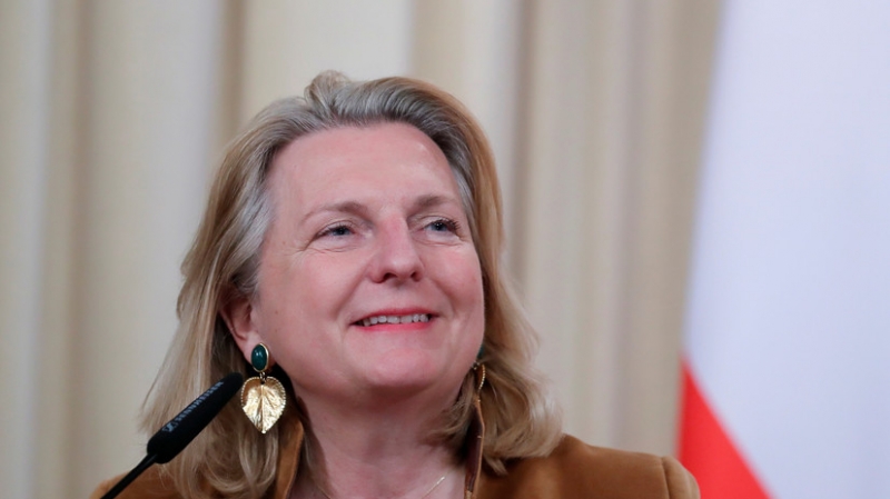 Экс-глава МИД Австрии Кнайсль поздравила телеканал RT DE с началом вещания