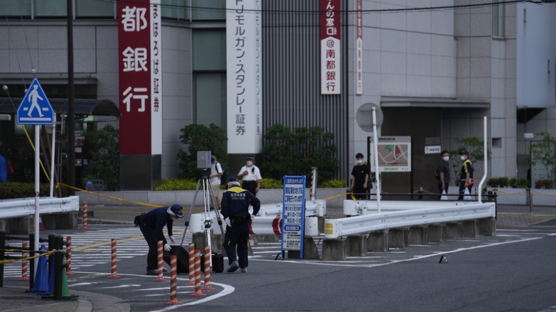 Экс-премьер Японии Абэ умер после покушения