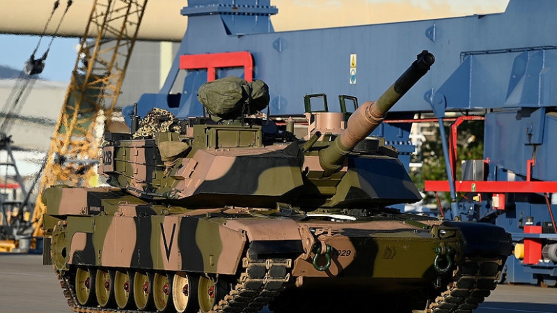 Эксперт Матвийчук: Киеву передали &laquo;железные гробы&raquo; в виде танков Abrams