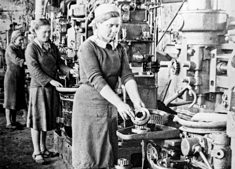 &laquo;Это был подлинный героизм&raquo;: эксперт &mdash; о восстановлении освобождённых от немецкой оккупации территорий СССР