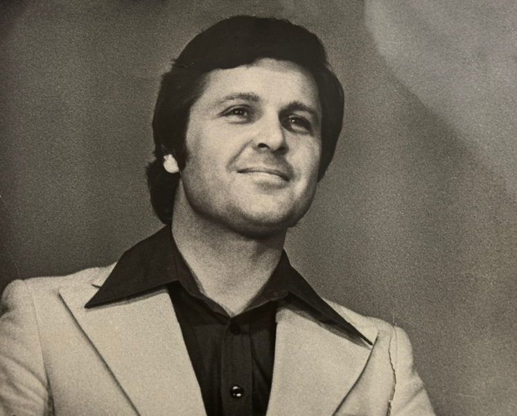 &laquo;Финальный аккорд Олимпиады&raquo;: Лев Лещенко рассказал о своей работе над песней, ставшей символом Москвы 1980 года