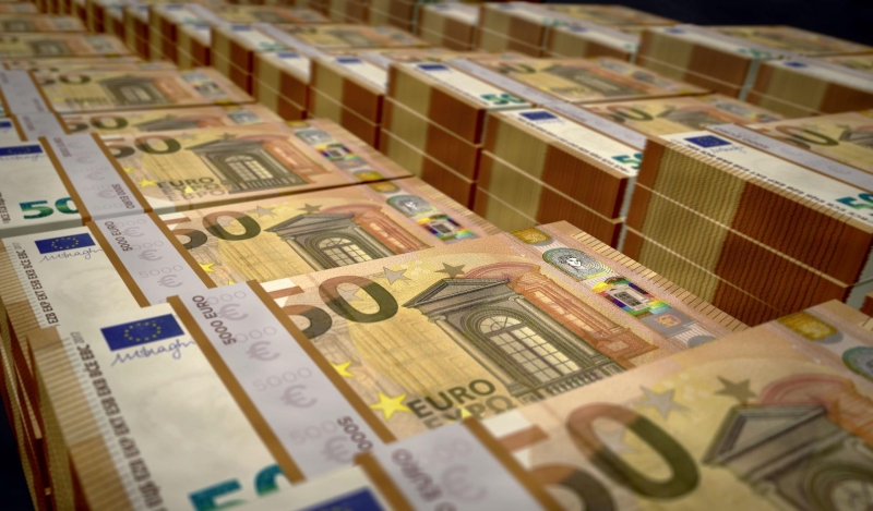 «Глубокая некомпетентность»: как в Киеве грозят западным банкам Международным уголовным судом