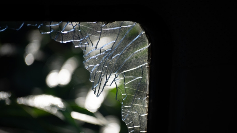 Губернатор Гладков: после атаки беспилотника в Белгороде повреждён фасад дома