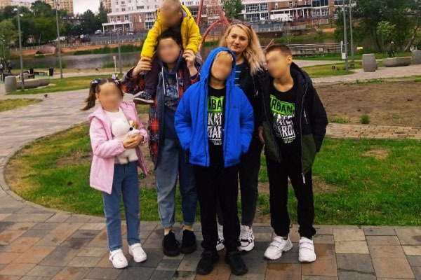 &laquo;Хочется человеческой жизни&raquo;: как беженцы с Украины голосовали в Подмосковье на референдуме о вхождении в состав России